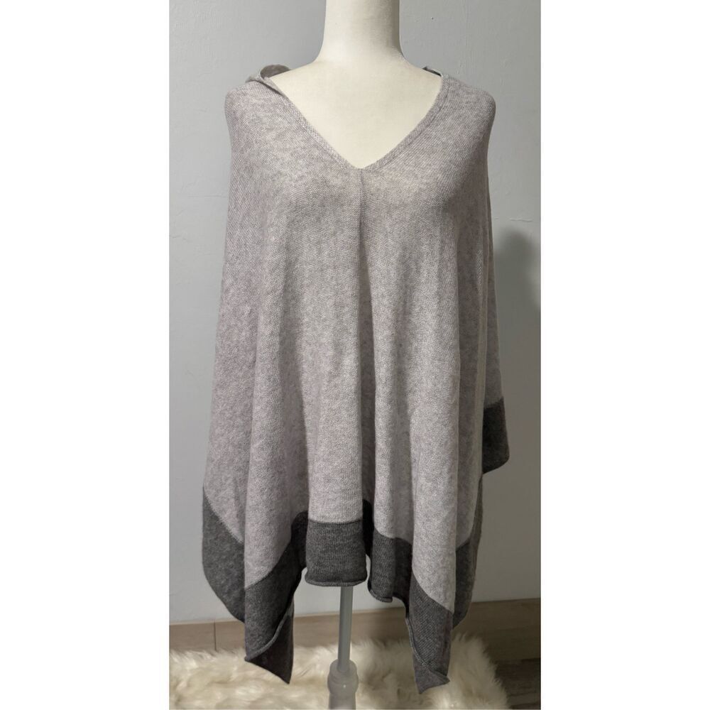 J. McLaughlin 100% Cashmere gray 2 tone wrap Pancho